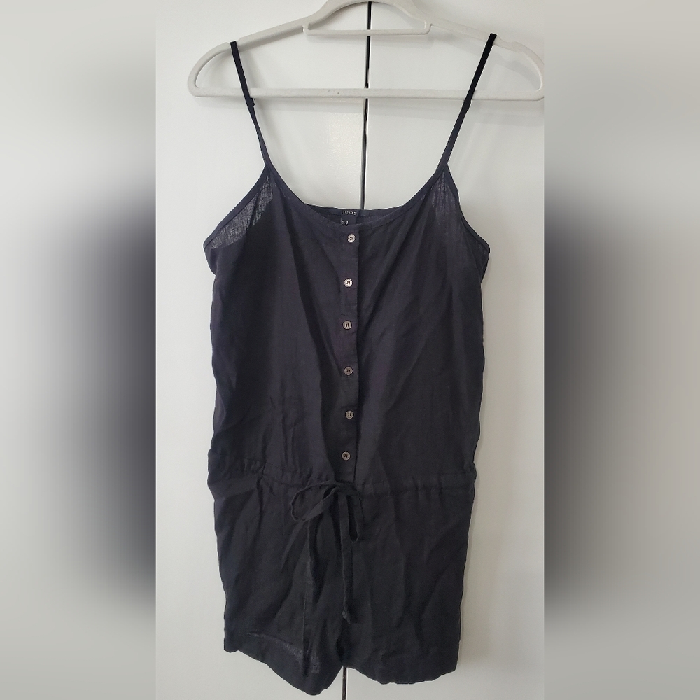 Black Sleeveless Button-Up Top
